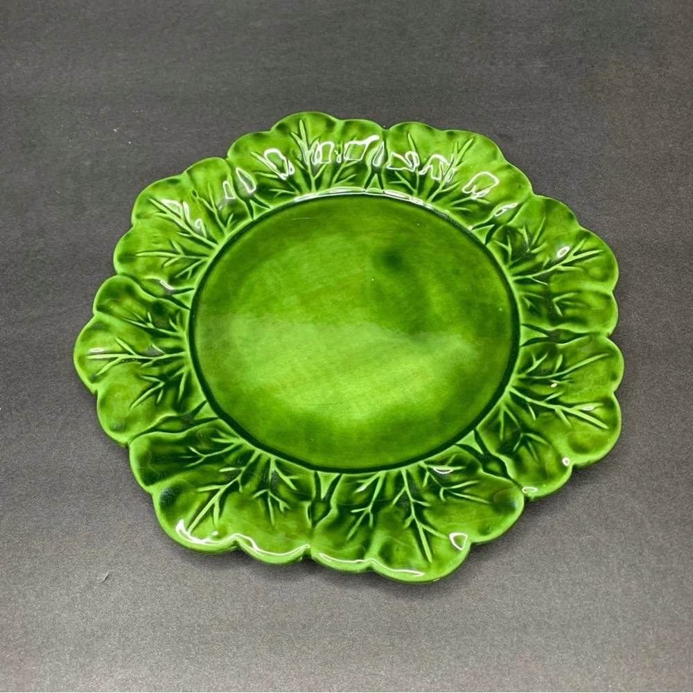 Vintage Holland Mold Ceramic Cabbage Plate Dish